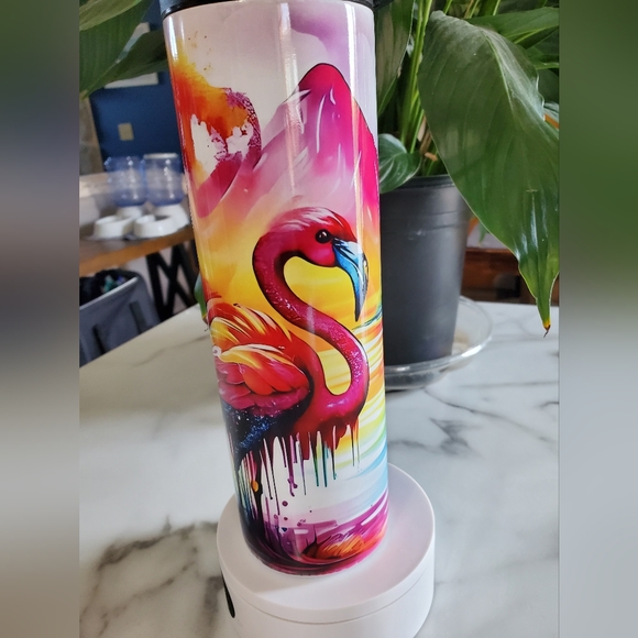 Flamingo Paint Drip 30oz Tumbler with duo lids 🎉sale - Picture 8 of 10